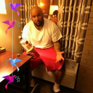 Meet your Posher, Troy